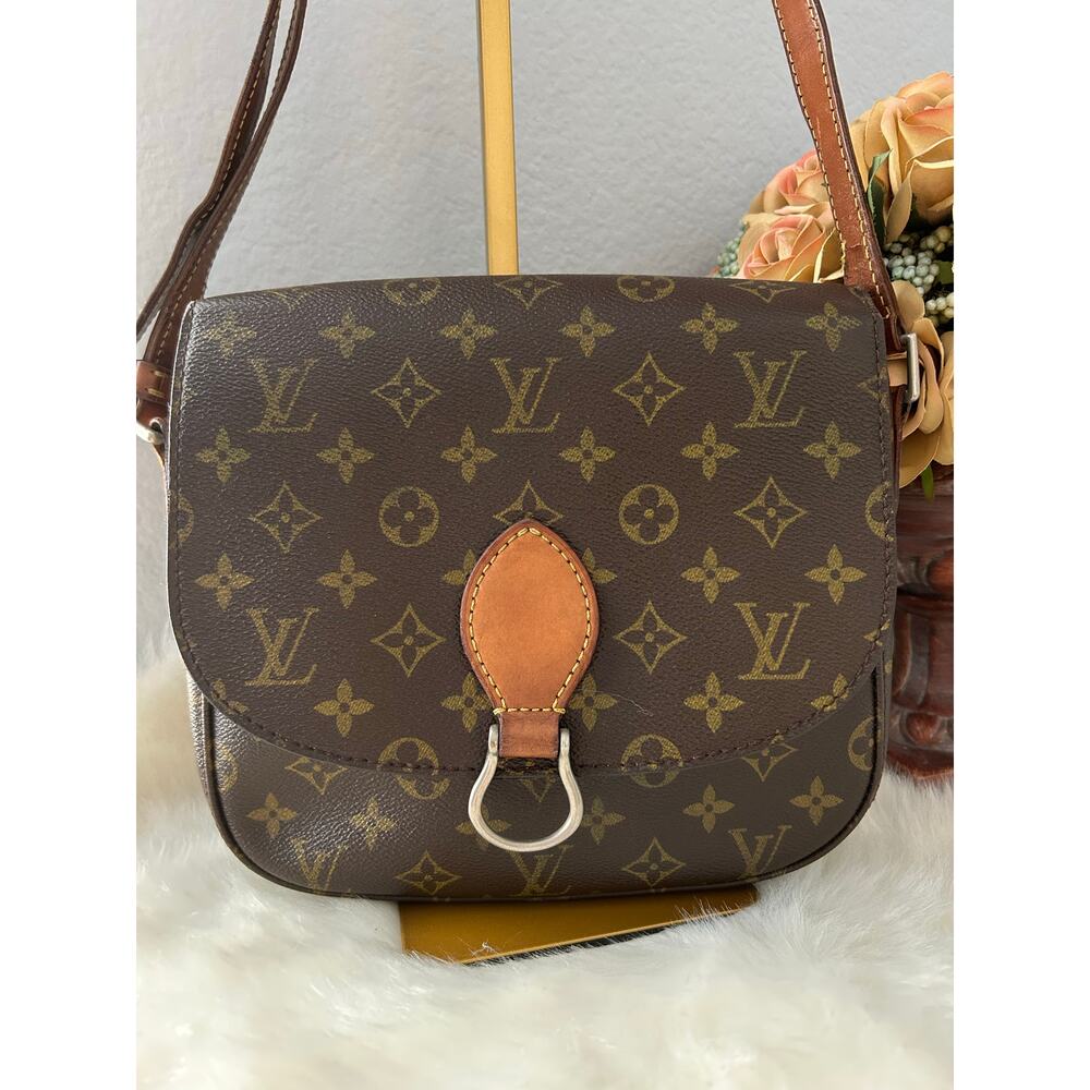 Louis Vuitton Vintage Saint Cloud Monogram GM Crossbody Bag (60s-80s) - Picture 3 of 15